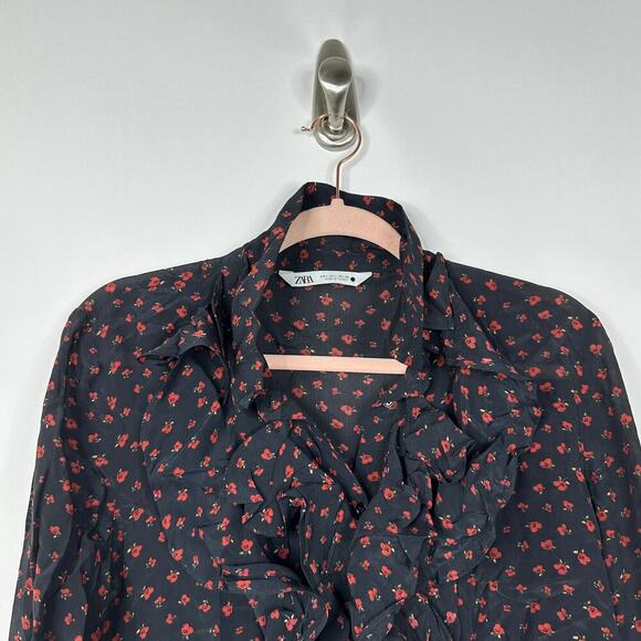 2/$30 ZARA Ruffle Button Down Blouse Rose Print Black Large #8185 - Picture 4 of 10